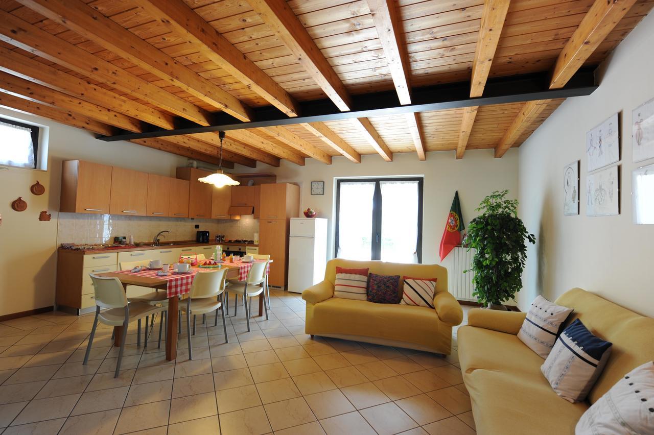 Casa Vacanze Dalmolin Hotel Valeggio sul Mincio Buitenkant foto